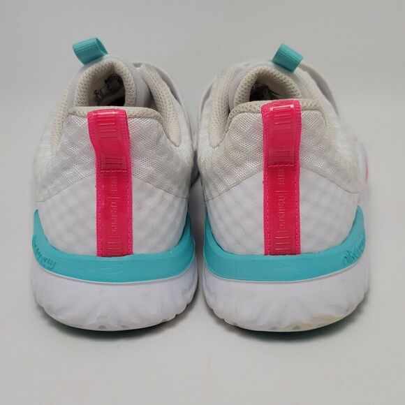 Nike Renew In Season TR9 White Multicolor Sneakers Shoes Womens Sz 8 CW7022-100 - Picture 2 of 12